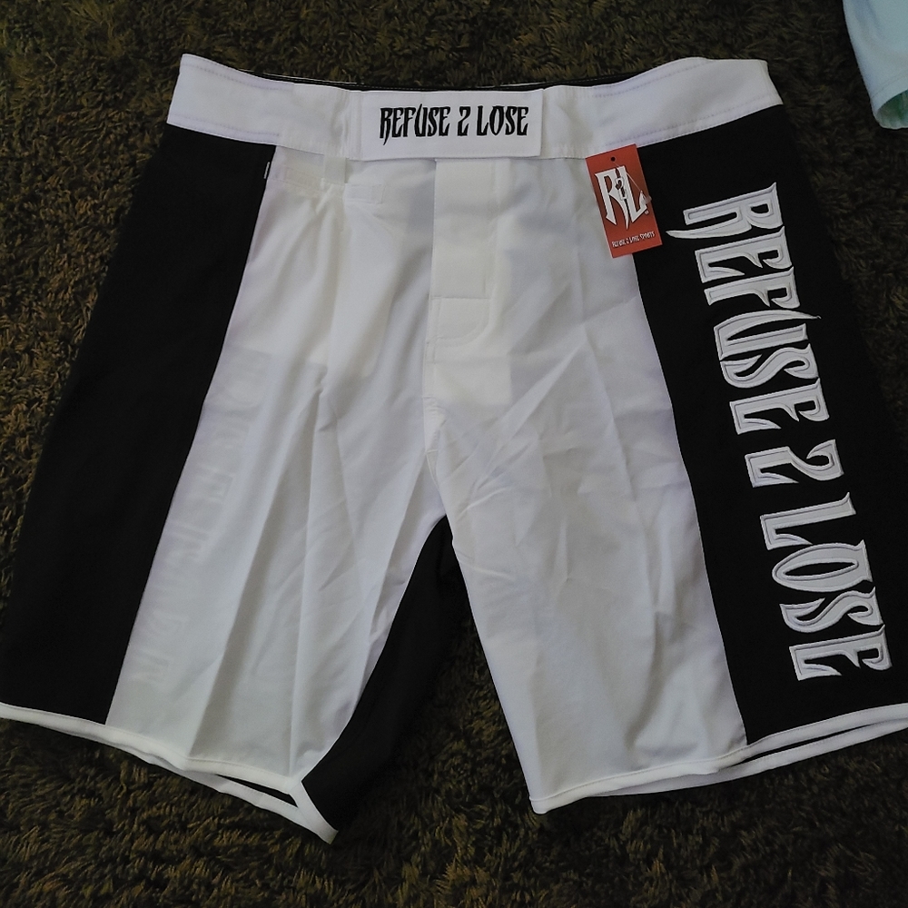 Refuse 2 Lose MMA shorts
